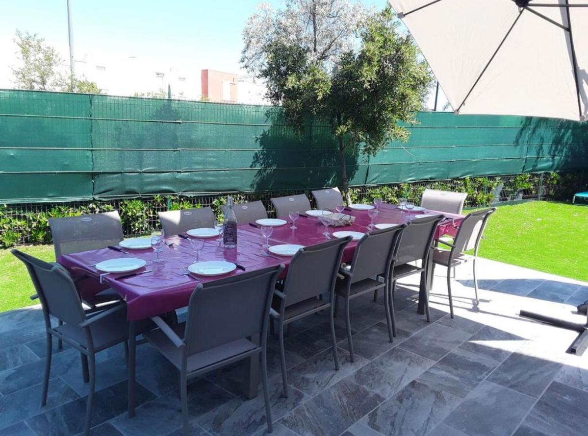 En Bord De Villa